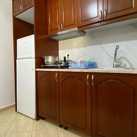 Appartement Tani 2 In The Of Is Located On Panorama Street Below The Lekursi Castle *