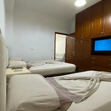 Tani 2 In The Of Is Located On Panorama Street Below The Lekursi Castle Appartement Sarandë