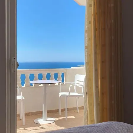 Tani 2 In The Of Is Located On Panorama Street Below The Lekursi Castle Appartement *