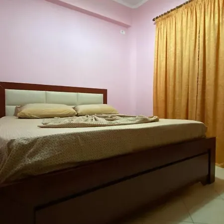 Tani 2 In The Of Is Located On Panorama Street Below The Lekursi Castle Appartement