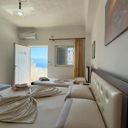 Tani 2 In The Of Is Located On Panorama Street Below The Lekursi Castle Appartement Sarandë