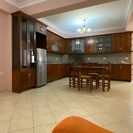 Tani 2 In The Of Is Located On Panorama Street Below The Lekursi Castle Apartman *