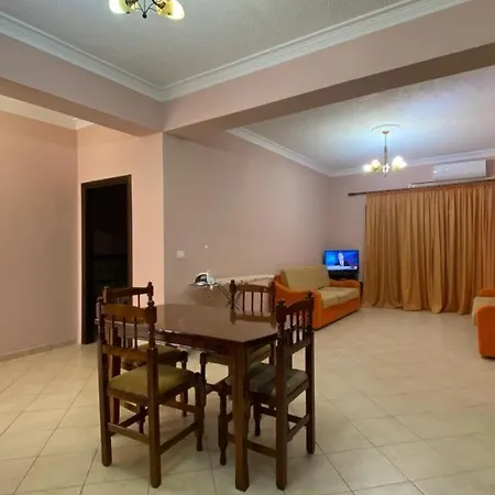 Daire Tani 2 In The Of Is Located On Panorama Street Below The Lekursi Castle Saranda