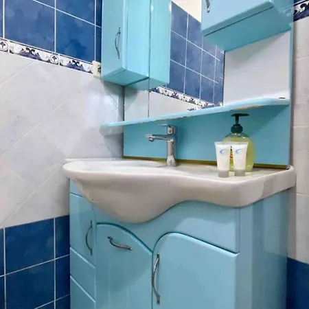 Daire Tani 2 In The Of Is Located On Panorama Street Below The Lekursi Castle Saranda