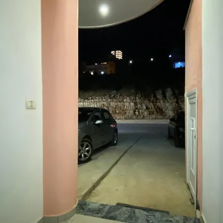 Tani 2 In The Of Is Located On Panorama Street Below The Lekursi Castle Saranda