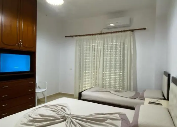Apartamento Tani 2 In The Of Is Located On Panorama Street Below The Lekursi Castle
