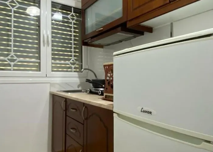 Tani 2 In The Of Is Located On Panorama Street Below The Lekursi Castle Apartamento