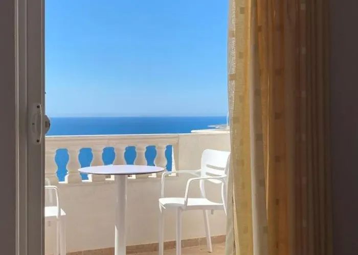 Tani 2 In The Of Is Located On Panorama Street Below The Lekursi Castle Apartamento *