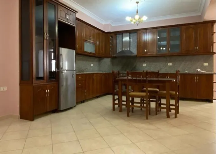 Tani 2 In The Of Is Located On Panorama Street Below The Lekursi Castle Apartamento *
