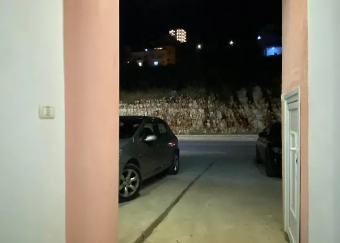 Tani 2 In The Of Is Located On Panorama Street Below The Lekursi Castle Sarandë