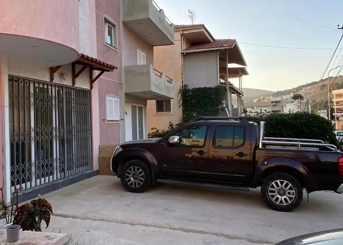 Tani 2 In The Of Is Located On Panorama Street Below The Lekursi Castle Sarandë