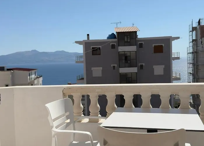 Apartamento Tani 2 In The Of Is Located On Panorama Street Below The Lekursi Castle Sarandë