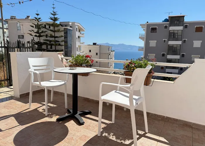 Tani 2 In The Of Is Located On Panorama Street Below The Lekursi Castle Apartamento